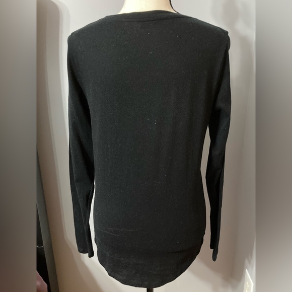 Old Navy EveryWear Black Long-Sleeve Shirt - Picture 2 of 5